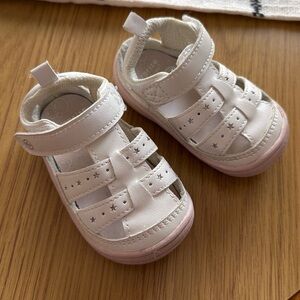 Stride Rite size 3 Surprize Darla